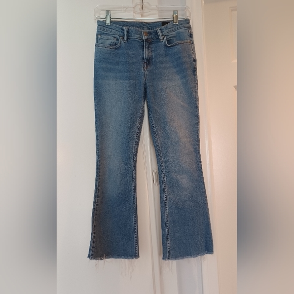 All Saints 28 Zoe Cropped Bootcut Faded Wash Frayed Hem Women’s Blue Jeans - Picture 16 of 16